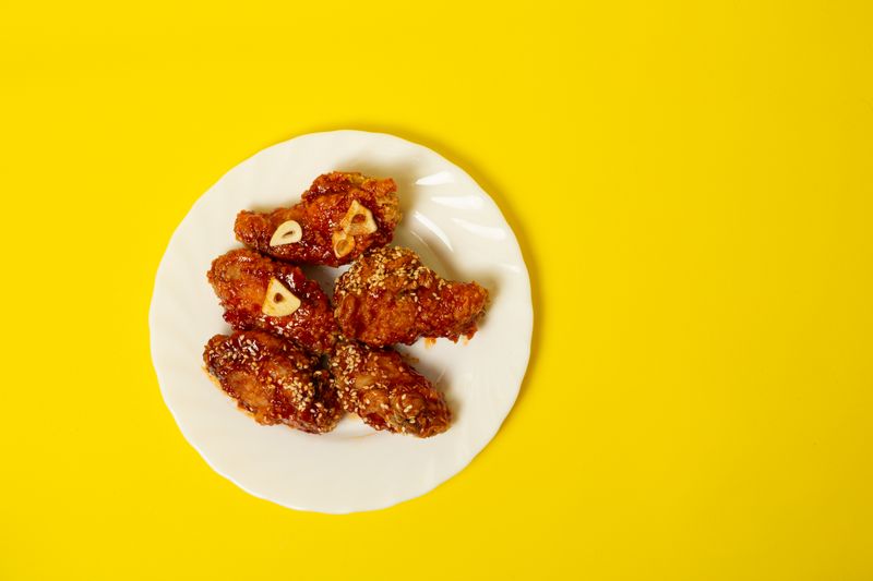 Garlic Parmesan wings with parmesan dust