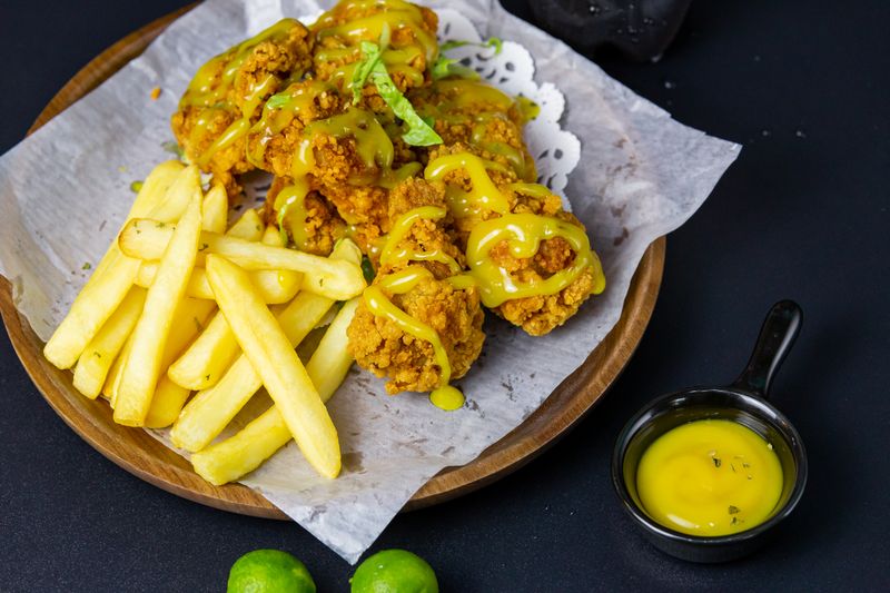 Crispy classic chicken tenders from Wing Snob